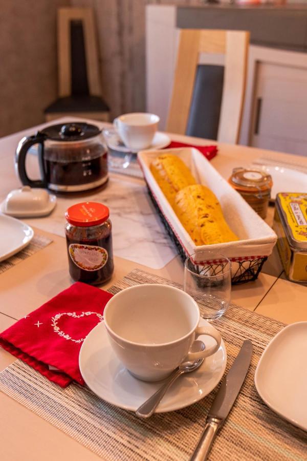 Flopre Bed and Breakfast Flocourt Exteriör bild